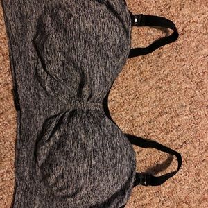 Wireless and seamless nursing bra